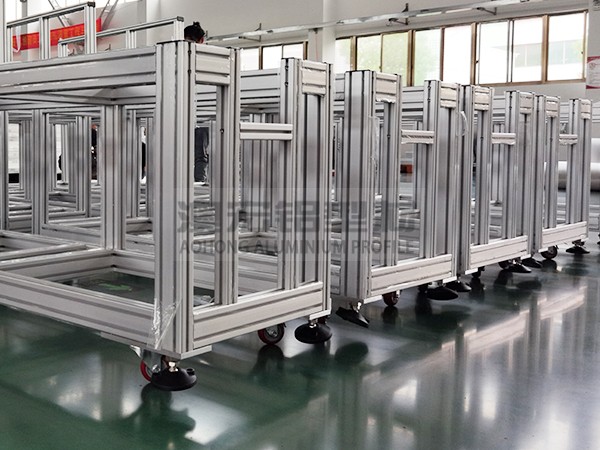 光伏設(shè)備鋁型材機(jī)架